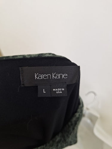 Second-Hand - Karen Kane Khaki Cheetah Jersey Mini Dress Size L - SwapUp