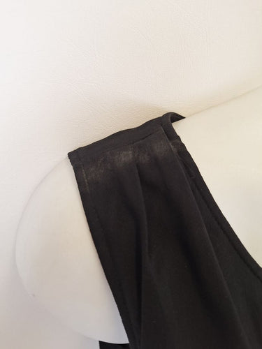 Second-Hand - David Lawrence Classy Tie Front Black Midi Dress Size 14 - SwapUp