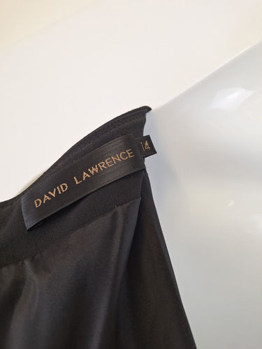 Second-Hand - David Lawrence Classy Tie Front Black Midi Dress Size 14 - SwapUp