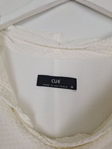 Second-Hand - Cue Vanilla Textured Duo Tank Top Size 14 - SwapUp