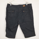 Second-Hand - Kathmandu Black Casual 3/4 Shorts Size 18 - SwapUp