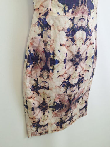 Second-Hand - Saba Patterned Panelled Sleek Midi Dress Size 8 - SwapUp