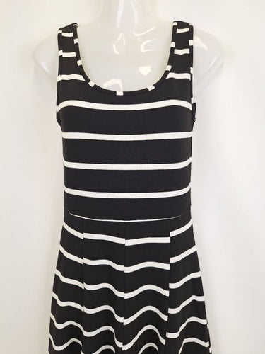 Second-Hand - Alpha60 Casual Striped Pleated Maxi Dress Size XS - SwapUp