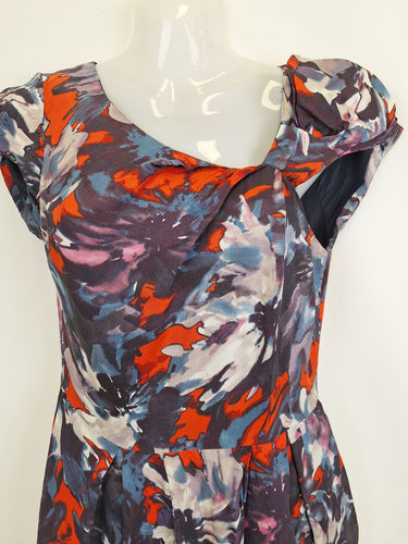 Second-Hand - Veronika Maine Bold Structured Fitted Midi Dress Size 8 - SwapUp