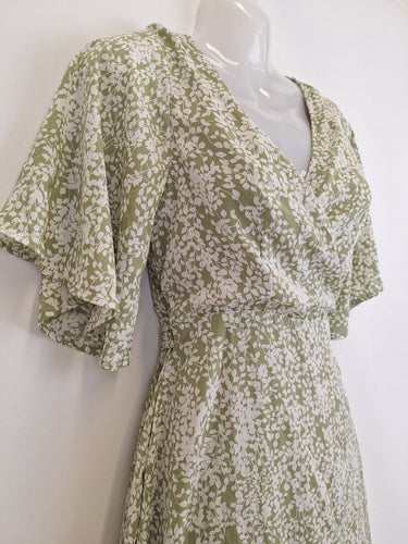 Second-Hand - DISSH Flirty Sage Summer Mini Dress Size 6 - SwapUp