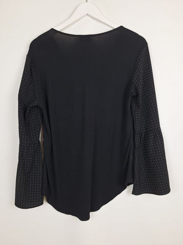 Second-Hand - Witchery Sleek Polka Dot V Neck Top Size XS - SwapUp