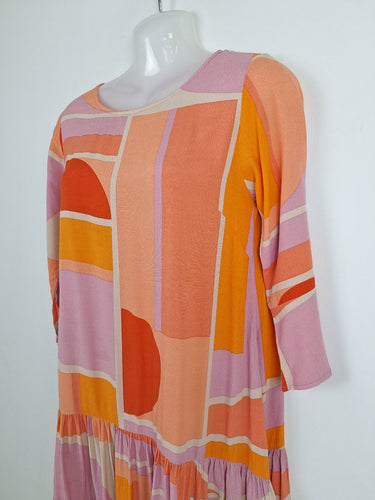 Second-Hand - Mister Zimi Sunset Geometric Shift Dress Size 6 - SwapUp