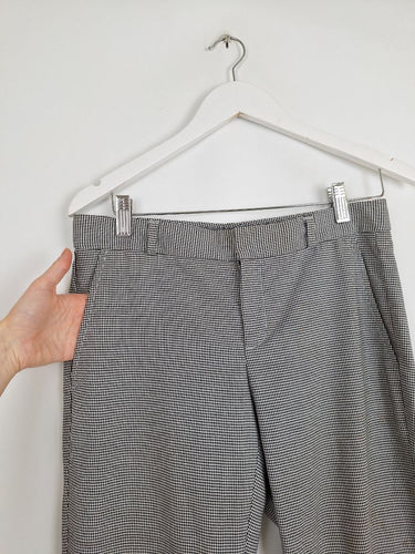 Second-Hand - Banana Republic Mini Houndstooth Tailored Pants Size 6 - SwapUp