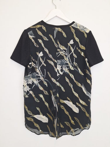 Second-Hand - Andrea Moore Breezy Metallic Swanky Silk Top Size 10 - SwapUp
