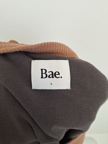 Second-Hand - Bae Layered Top Everyday Maternity Dress Size L - SwapUp
