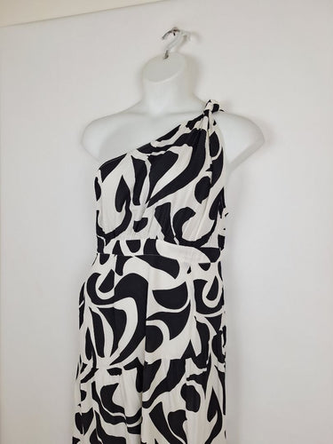 Second-Hand - Yours Truly Polished Black and White One Shoulder Maxi Dress Size 14 - SwapUp