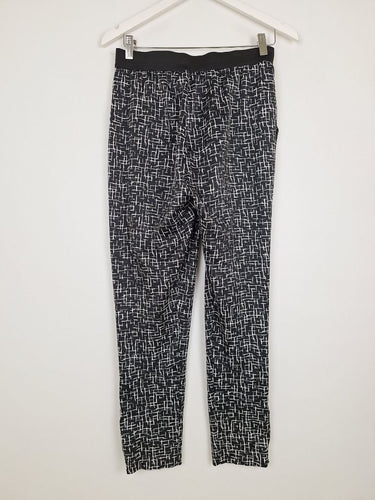 Second-Hand - Country Road Draped Front Ankle Zip Pants Size 6 - SwapUp