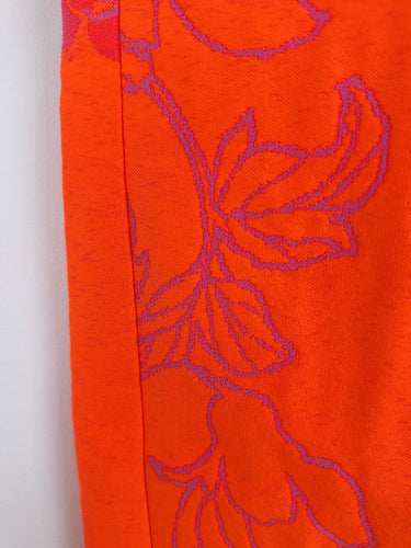 Second-Hand - Ginger & Smart Neon Pink Rose Jacquard Mini Skirt Size 8 - SwapUp