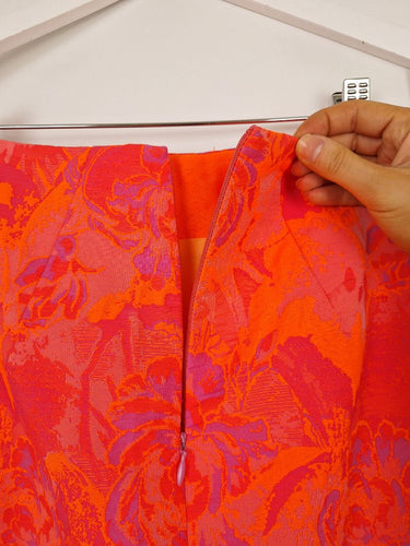 Second-Hand - Ginger & Smart Neon Pink Rose Jacquard Mini Skirt Size 8 - SwapUp