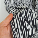 Second-Hand - Blue Illusion Casual Lined Patterned Stretch Pants Size 20 - SwapUp