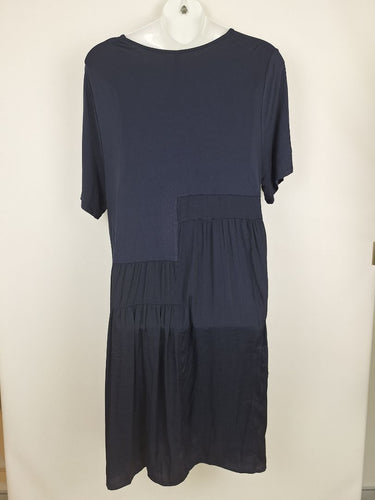 Second-Hand - Taking Shape Navy Luxe Tiered Jersey Dress Size 22 - SwapUp