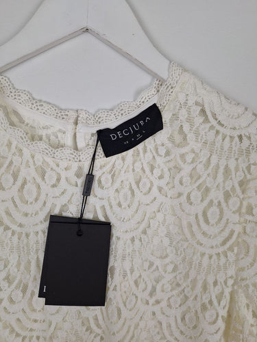 Second-Hand - Decjuba Ivory Mia Pretty Lace Dress Size M - SwapUp