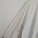 Second-Hand - Aday Stretchy Stripe Button-up Shirt Size M - SwapUp