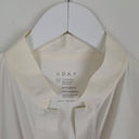 Second-Hand - Aday Stretchy Stripe Button-up Shirt Size M - SwapUp