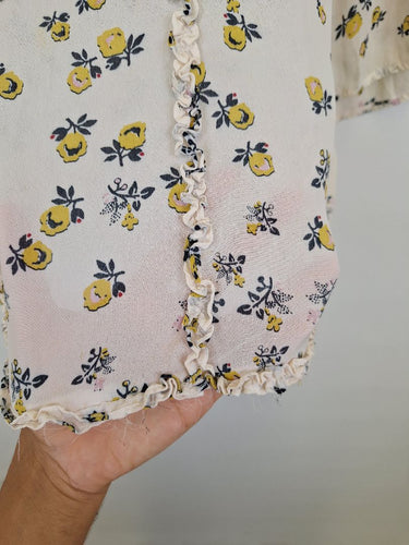 Second-Hand - Baum und Pferdgarten Sheer Frilly Crepe Blouse Size M - SwapUp