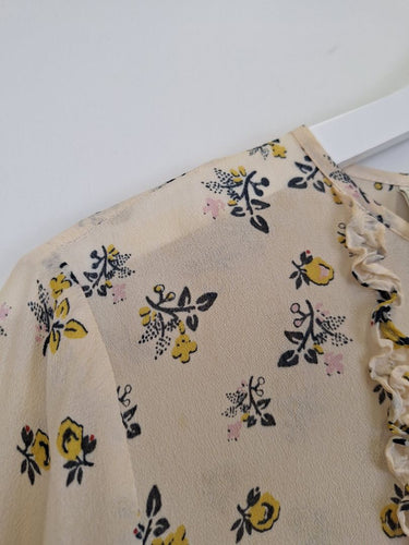 Second-Hand - Baum und Pferdgarten Sheer Frilly Crepe Blouse Size M - SwapUp
