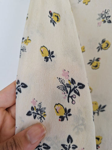 Second-Hand - Baum und Pferdgarten Sheer Frilly Crepe Blouse Size M - SwapUp