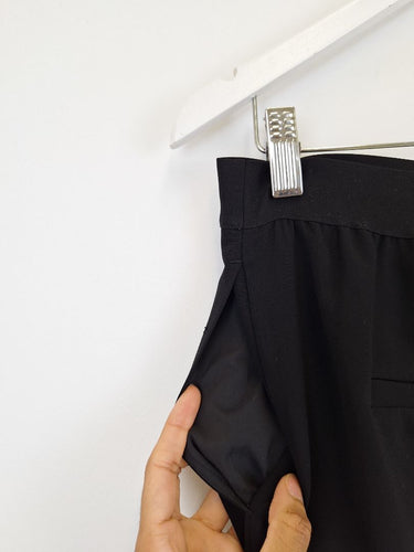 Second-Hand - Jac + Jack Black Light Weight Sleek Cuffed Pants Size 10 - SwapUp