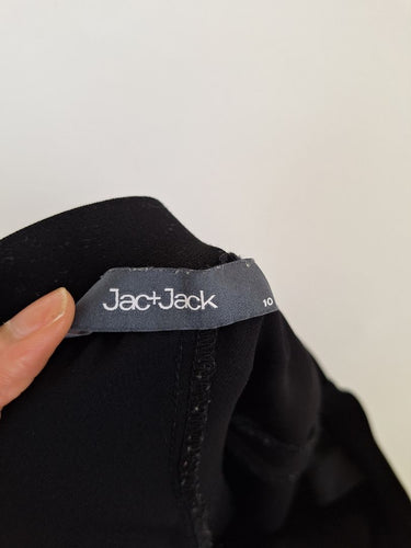 Second-Hand - Jac + Jack Black Light Weight Sleek Cuffed Pants Size 10 - SwapUp