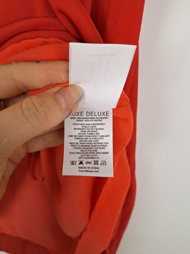 Second-Hand - Decjuba Coral V Neck Singlet Top Size 12 - SwapUp
