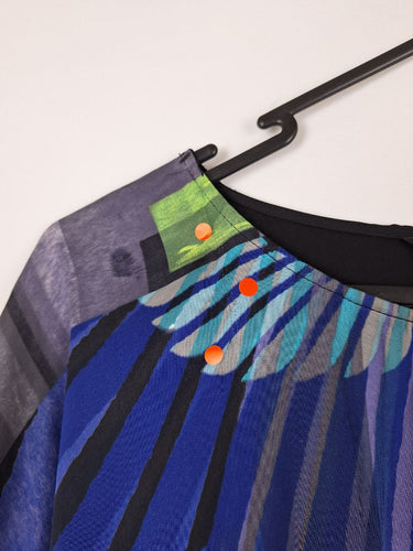 Second-Hand - Ginger & Smart Playful Abstract Silk Top Size 8 - SwapUp