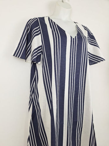 Second-Hand - Liberty Rose Maxi Line Shift Dress Size 18 - SwapUp