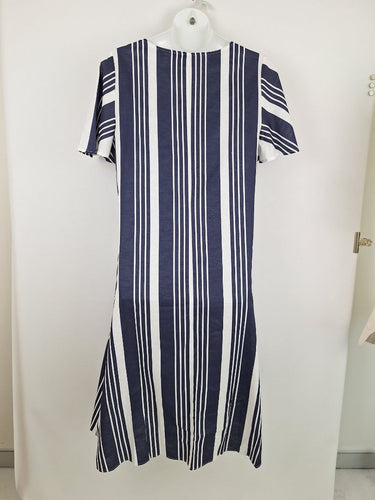 Second-Hand - Liberty Rose Maxi Line Shift Dress Size 18 - SwapUp