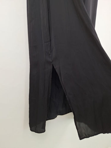 Second-Hand - Maggie T Minimal Ink Maxi Dress Size L - SwapUp