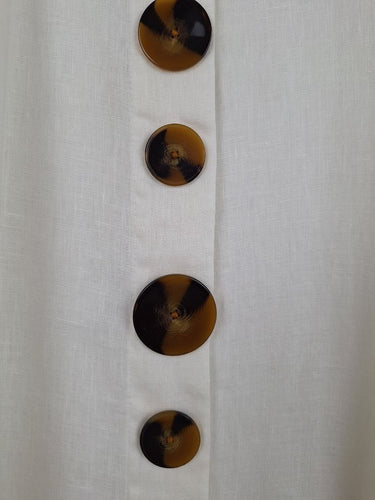 Second-Hand - Taking Shape Crisp Linen Funky Button Blouse Size 22 - SwapUp