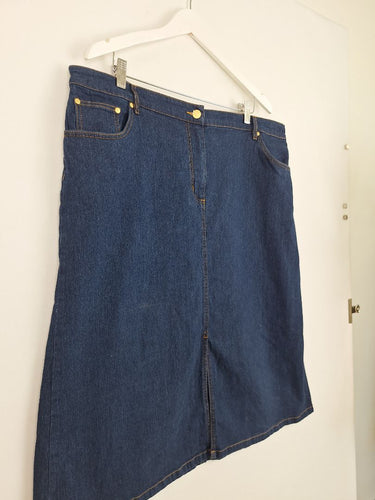 Second-Hand - Fella Hamilton Classic Indigo Denim Skirt Size 22 - SwapUp