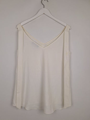 Second-Hand - Cue Pearl Tie Front Sleeveless Top Size 10 - SwapUp