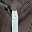 Second-Hand - Lululemon Chocolate Barrel Cargo Pants Size 10 - SwapUp