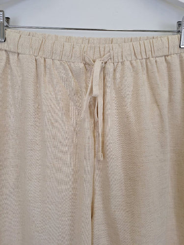 Second-Hand - Liberty Rose Natural Elevated Linen Blend Pants Size 14 - SwapUp