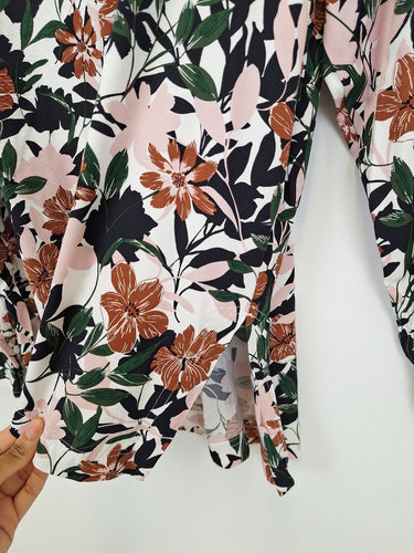 Second-Hand - Trenery Floral Overlay Contrast Stitching Blouse Size XXL - SwapUp