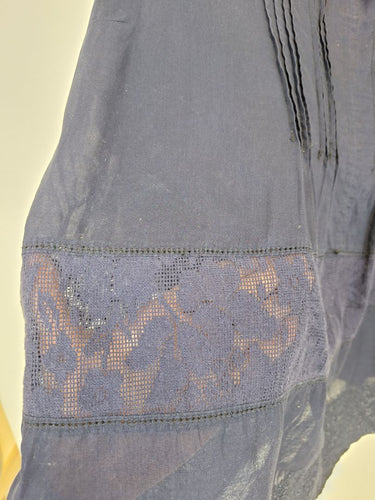 Second-Hand - Verge Essential Broderie Embellished Blouse Size XL - SwapUp