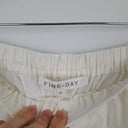 Second-Hand - Fine Day Sophisticated Milk Poplin Pants Size M - SwapUp