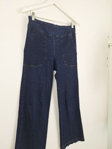 Second-Hand - Essaye Classic Straight-Leg Indigo Jeans Size S - SwapUp
