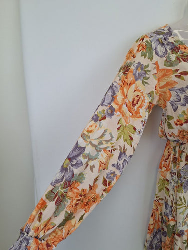 Second-Hand - Kivari Plunge Neck Pastel Floral Mini Dress Size XS - SwapUp
