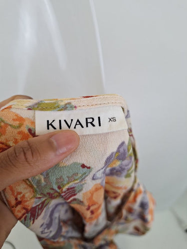 Second-Hand - Kivari Plunge Neck Pastel Floral Mini Dress Size XS - SwapUp