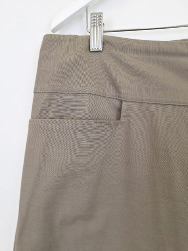 Second-Hand - Dogstar Olive Mid Rise Straight Leg Pants Size 14 - SwapUp