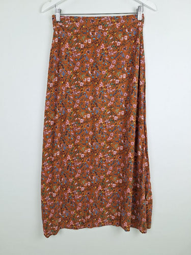 Second-Hand - Superdry Soft Fall Floral Midi Skirt Size 8 - SwapUp