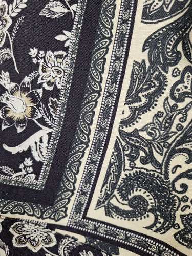 Second-Hand - Witchery Paisley Linen Tie Shorts Size 8 - SwapUp