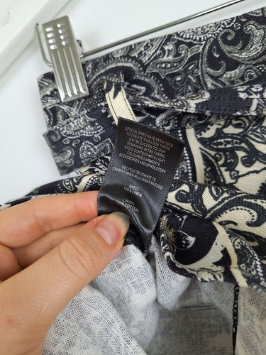 Second-Hand - Witchery Paisley Linen Tie Shorts Size 8 - SwapUp