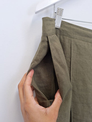 Second-Hand - Seed Khaki Pleated Wide Leg Linen Pants Size 18 - SwapUp
