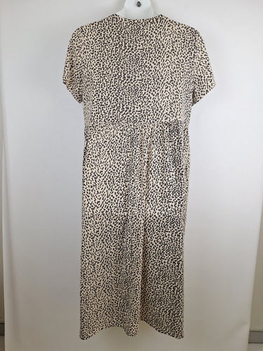 Second-Hand - Frankie And Co Comfy Leopard Print T-Shirt Dress Size 16 - SwapUp